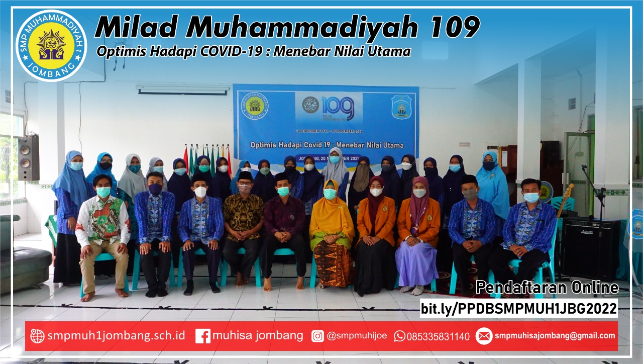 LAUNCHING LIMA BUKU DI PERAYAAN MILAD MUHAMMADIYAH